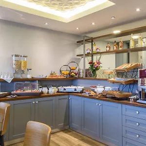 Athos Thea Luxury Apartment Sarti