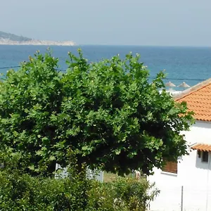 & Christina Apartment Sarti